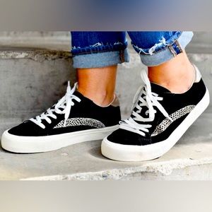 Madewell Sidewalk Low-Top Sneaker Leopard Calf True Black Silver Women 9…